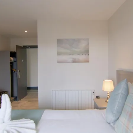 The Saratoga * Dunmore East